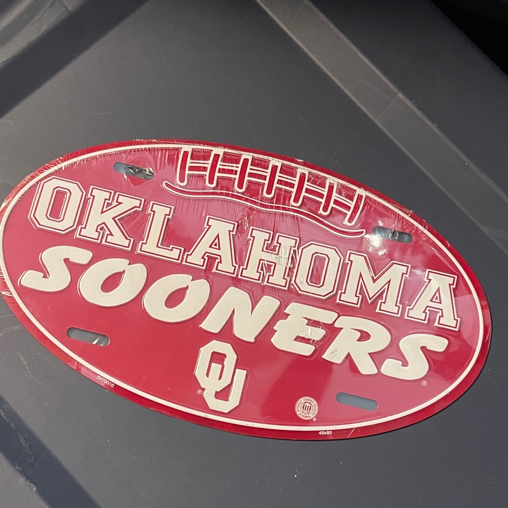 New-Oklahoma Sooners Red License Plate (1 metal plate in pkg.)